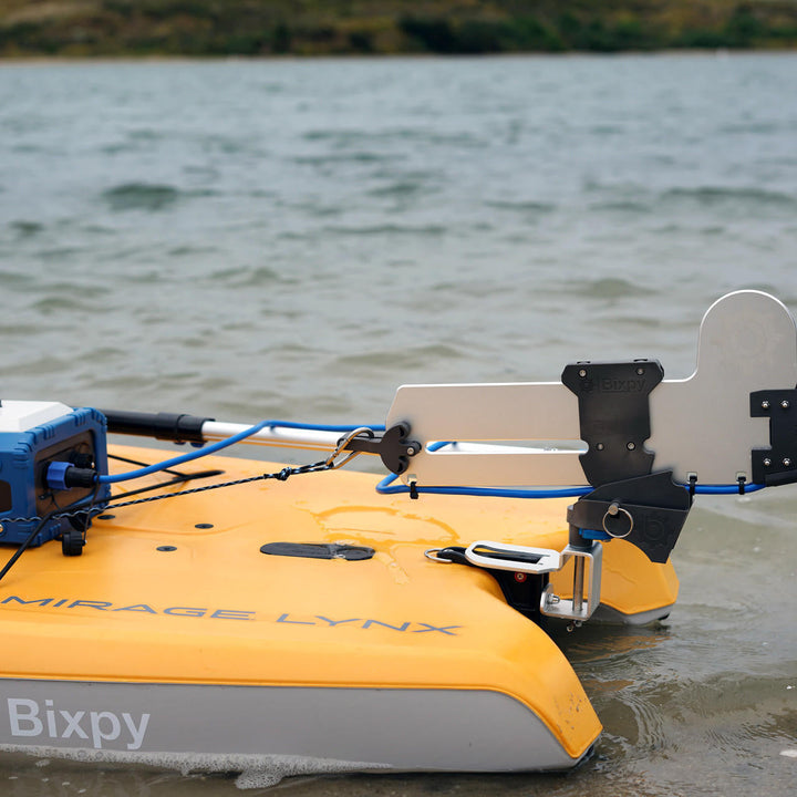 Hobie Lynx  Gudgeon